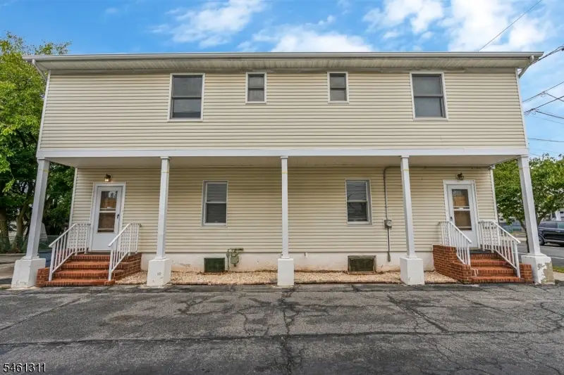 18 Robinson St, New Brunswick, NJ 08901 - #1
