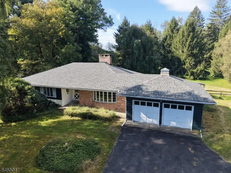 9 Brantwood Estates, Beattystown, NJ 07840 - #1