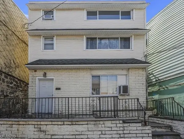319 68th St, Guttenberg Town, NJ 07093