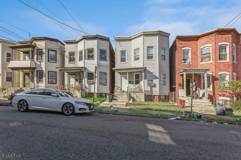 81 George St, Paterson, NJ 07503 - #1