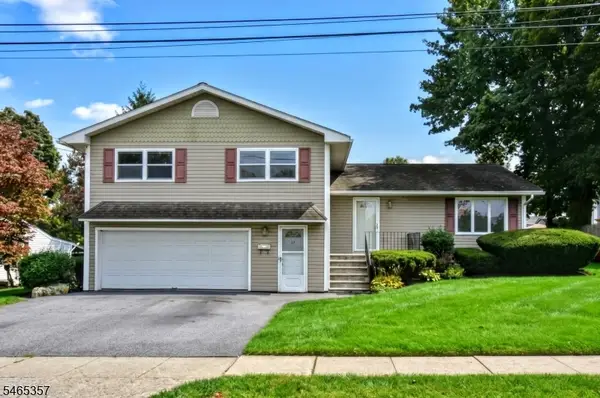 19 Dogwood Dr, Newton Town, NJ 07860