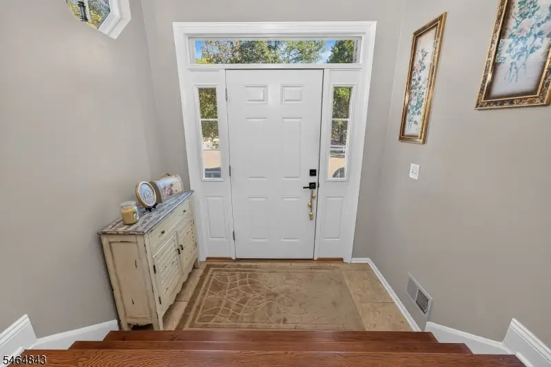 2 Clearbrook Ln, Raritan, NJ 08822 - #2