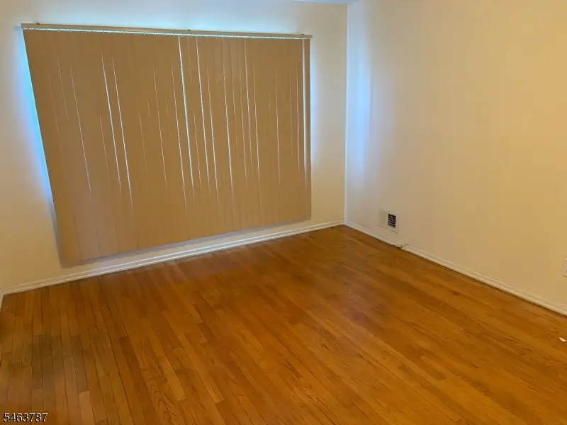 6 Columbia Dr #1A, Finderne, NJ 08807 - #3