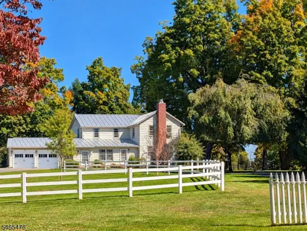 4 Hardwick Rd, Hardwick Twp., NJ 07825