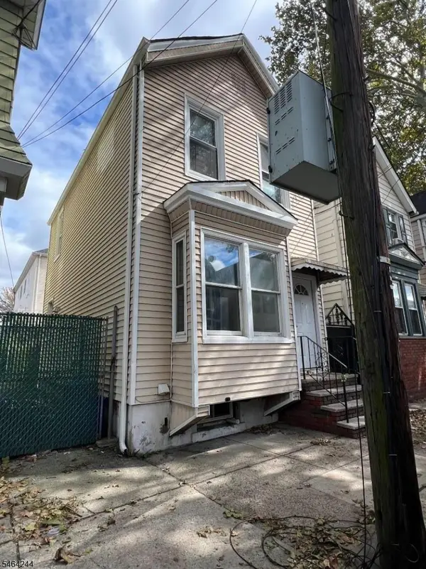 14 Lentz Ave, Newark City, NJ 07105