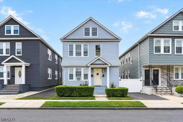 627 Maple Ave, Elizabeth City, NJ 07202