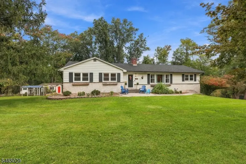 230 River Rd, Raritan, NJ 08822 - #1