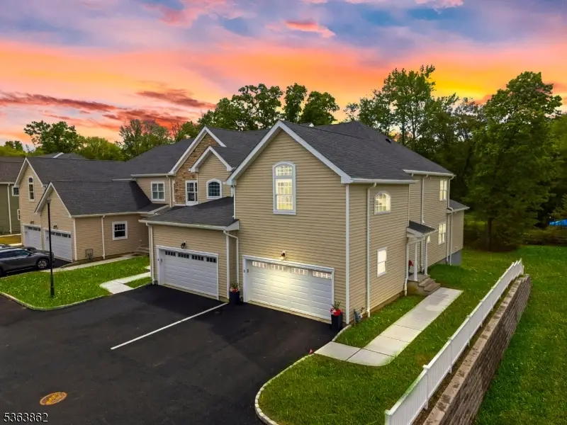 16 Remington Ct #16, Howell, NJ 07727 - #1