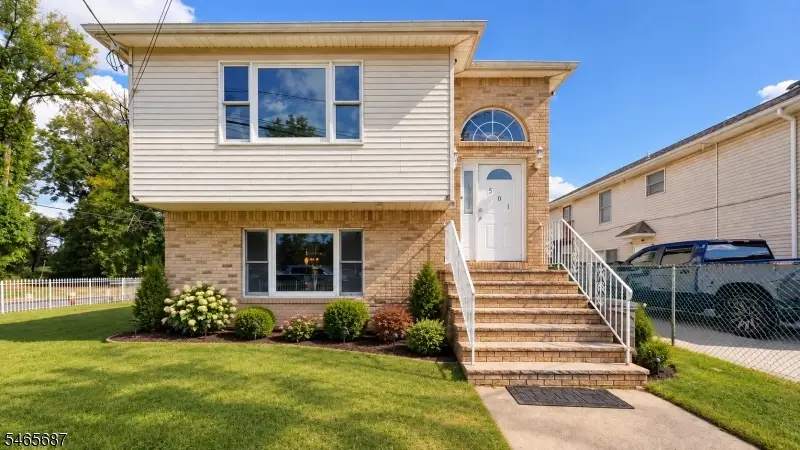 589 Cherry St, Elizabeth, NJ 07208 - #1