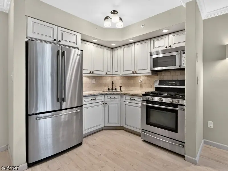 1510 Faulkner Ct, Mahwah, NJ 07430 - #3