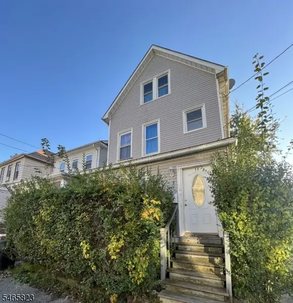 13 Garwood Pl, Irvington, NJ 07111 - #1