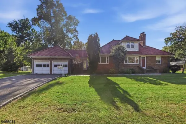 127 Warrenville Rd, Green Brook Twp., NJ 08812