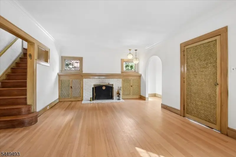 45 Undercliff Rd, Millburn, NJ 07041 - #3