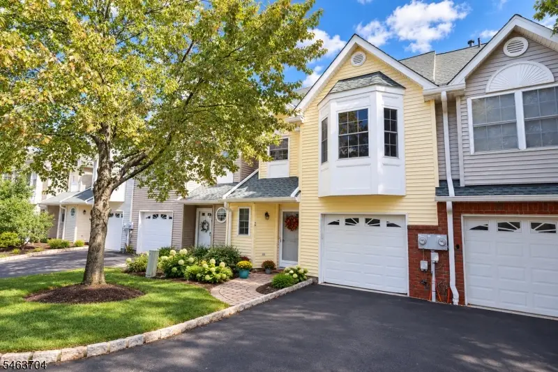 28 Angela Way, Berkeley Heights, NJ 07922 - #1