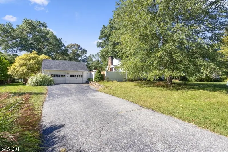 16 Dayton Rd, Raritan, NJ 08822 - #2