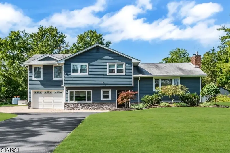 137 Perryville Rd, Union, NJ 08827 - #2