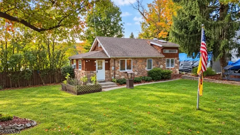 42 Magnolia Rd, Upper Greenwood Lake, NJ 07421 - #1