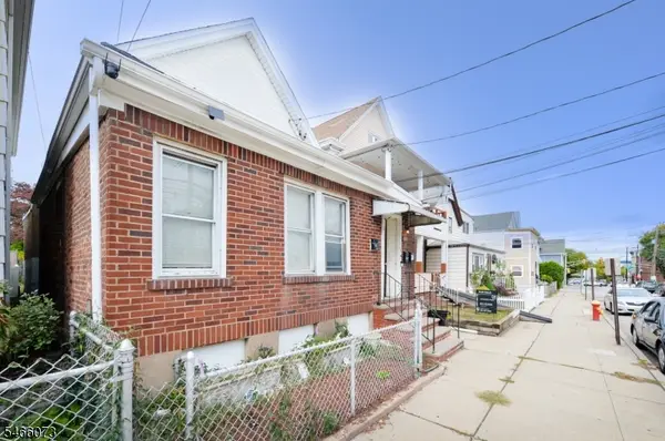 130 Ackerman Ave, Clifton City, NJ 07011