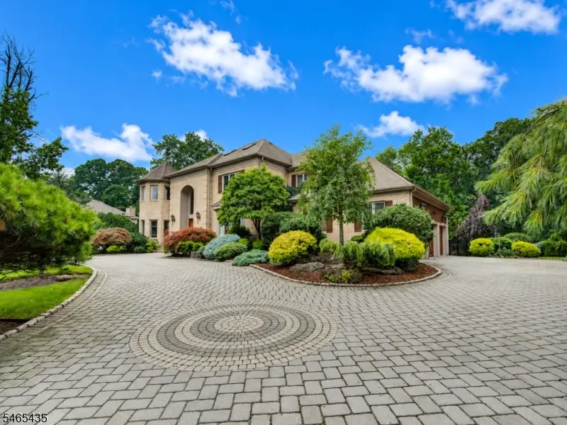 34 Jarombek Dr, Montville, NJ 07082 - #2