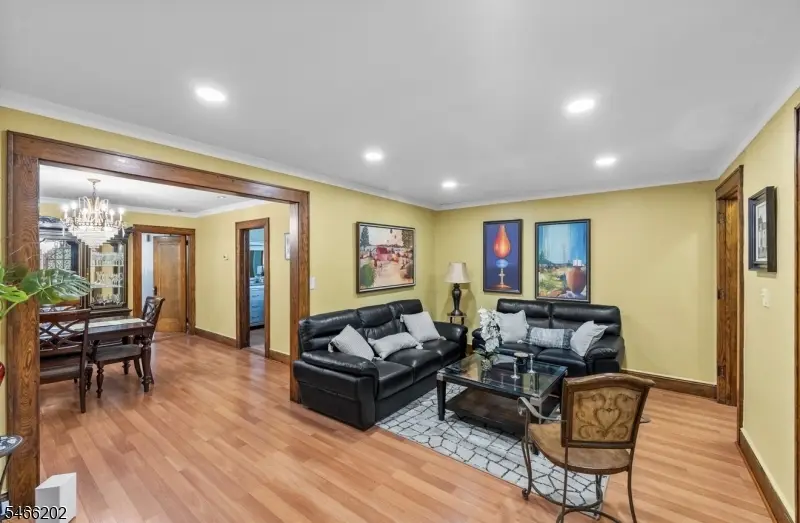 16 Washington Ave, Clifton, NJ 07011 - #3