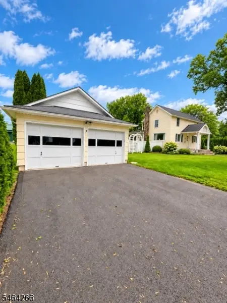 16 Washington St, Columbia, NJ 07832 - #3