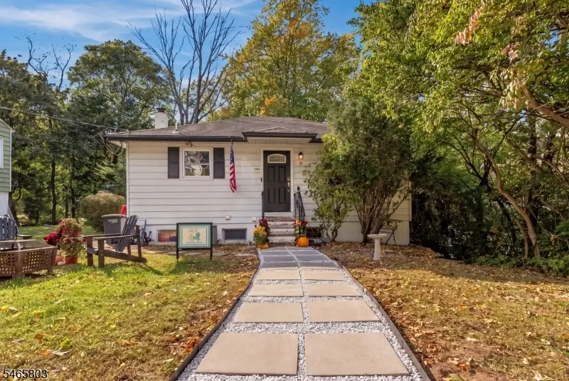 9 Oliver Rd, Landing, NJ 07850 - #2