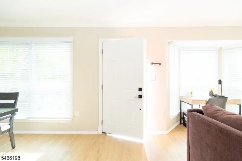 130 Albury Way, North Brunswick, NJ 08902 - #2