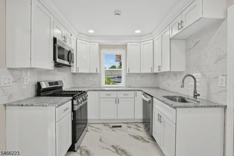 18 Bodine Ave, Williamstown, NJ 08094 - #2