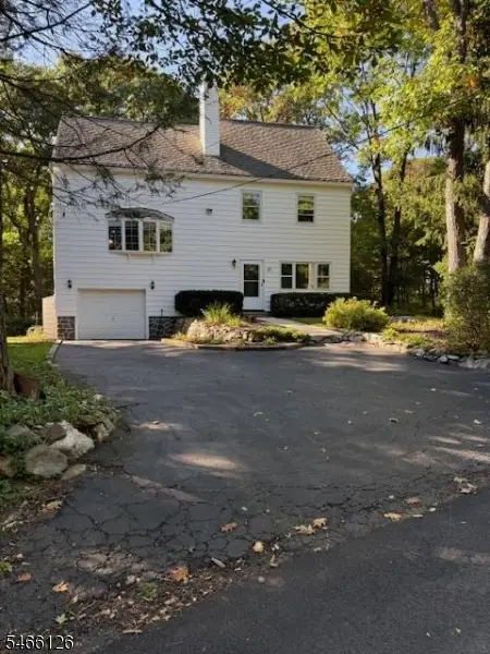 27 Hewitt Aka Garwood Rd, West Milford Twp., NJ 07421