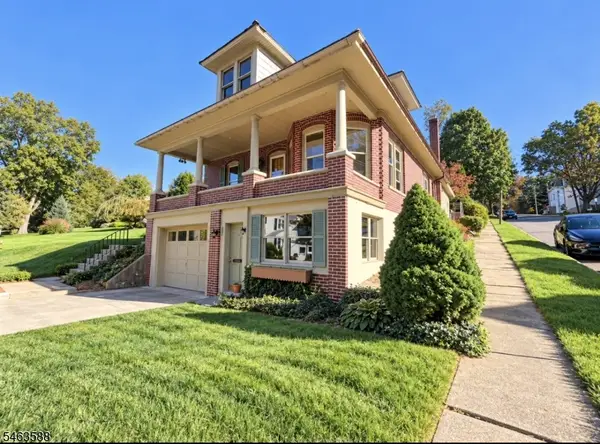 65 Brunswick Ave, Bloomsbury Boro, NJ 08804