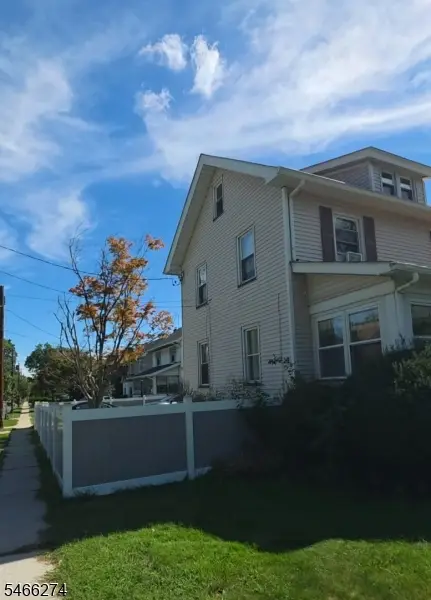 629 Chestnut St, Roselle Park, NJ 07204 - #2