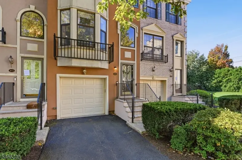471 Hartford Dr, Nutley, NJ 07110 - #2