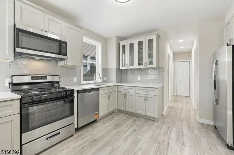 129 Laurel Ave, Vauxhall, NJ 07083 - #2
