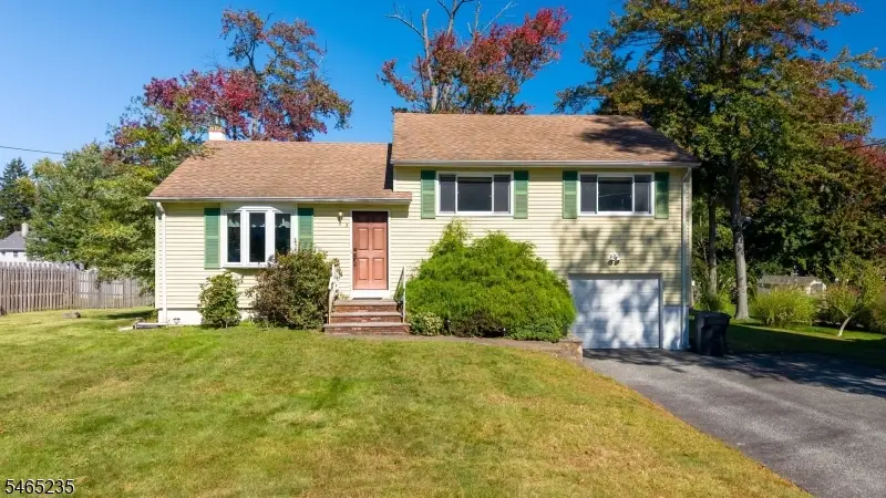 3 Locust Drive, Hanover, NJ 07950 - #1