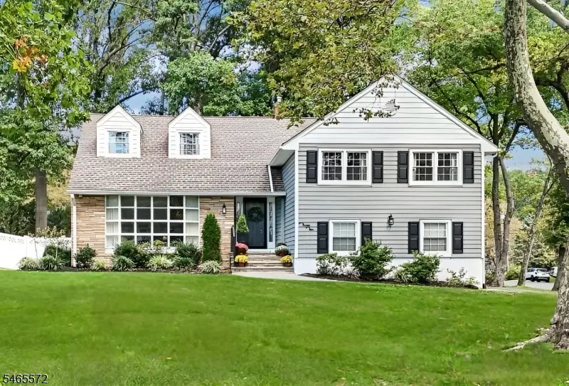 310 Old Grove Rd, Mountainside, NJ 07092 - #1