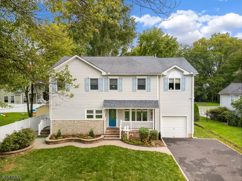1670 King St, Fanwood, NJ 07076 - #1