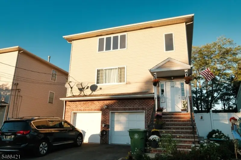 806 Hampden St, Linden, NJ 07036 - #1