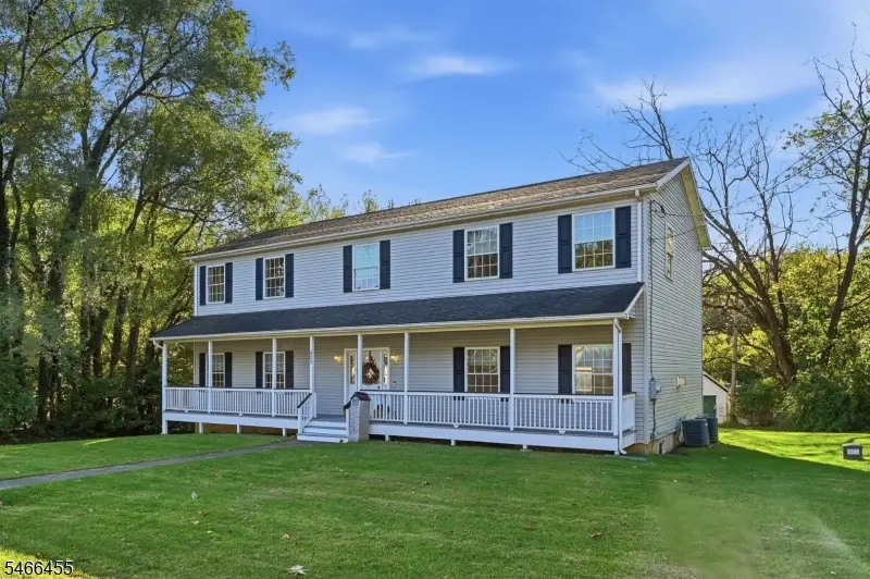 602 Mansfield St, Belvidere, NJ 07823 - #3