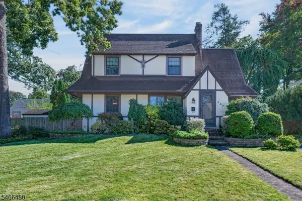 207 Penfield Pl, Dunellen Boro, NJ 08812