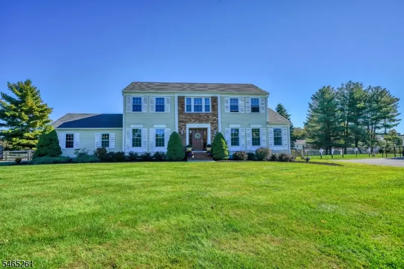 8 Elm Ct, Washington, NJ 07853 - #1