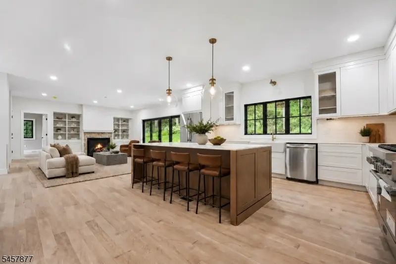 51 Dogwood Rd., Morris Plains, NJ 07950 - #2