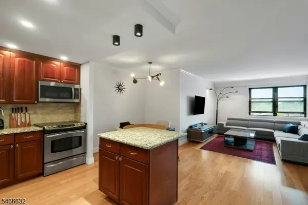 7855 Boulevard East #5K, North Bergen Twp., NJ 07047