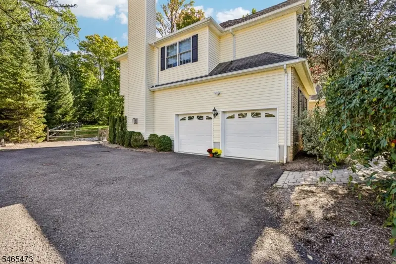 22 Mount Airy Rd, Bernardsville, NJ 07924 - #2