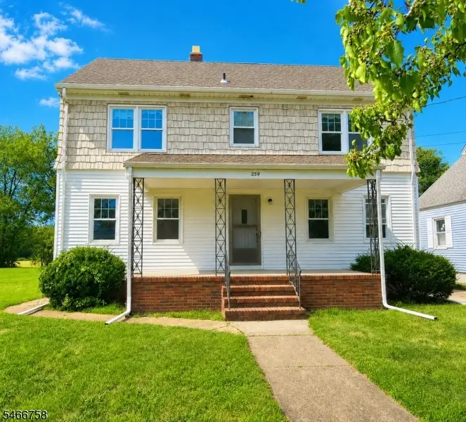 259 Macarthur Ave, Sayreville, NJ 08872 - #1