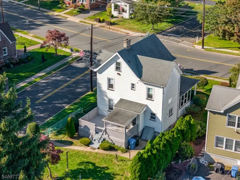 205 Green St, Woodbridge, NJ 07095 - #2