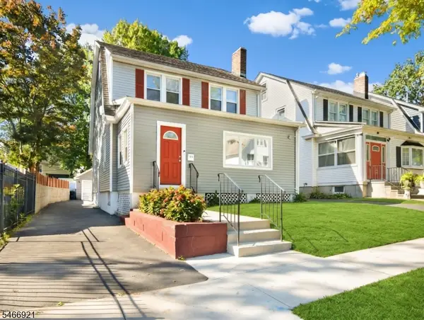 15 Whitman Ave, East Orange City, NJ 07017