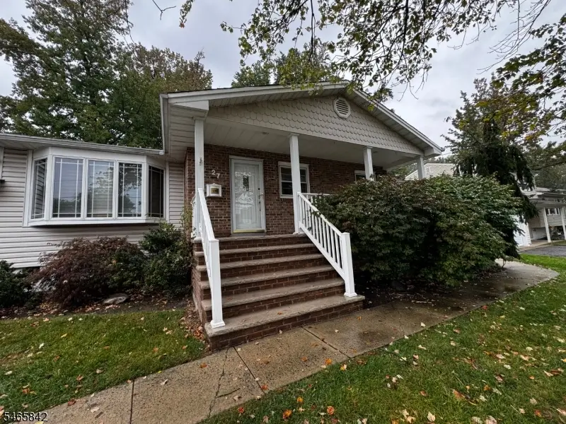 27 Frieda Ln, Colonia, NJ 07067 - #2