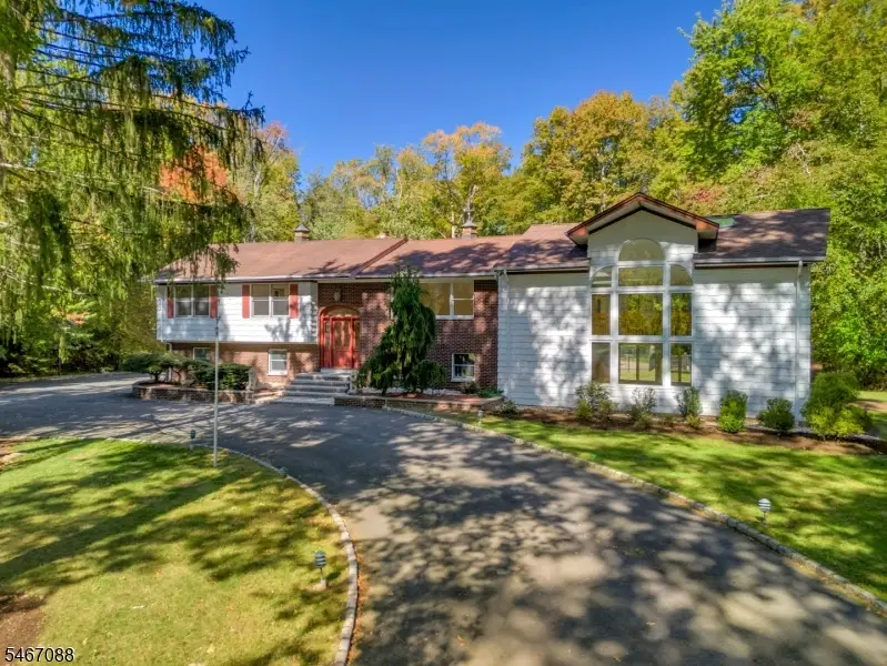 24 Sage Drive, Warren, NJ 07059 - #1