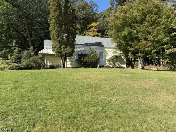 304 Goffle Rd, Hawthorne Boro, NJ 07506