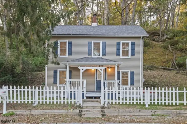 925 Wall St, Stillwater Twp., NJ 07860